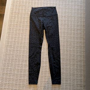 Lululemon Wunder Under High Rise Size 6 Black Grey Cheetah Print